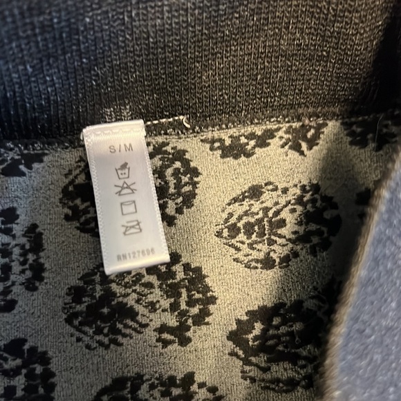 Black and gray leggings, super soft and thick, Sz S-M - Picture 7 of 8